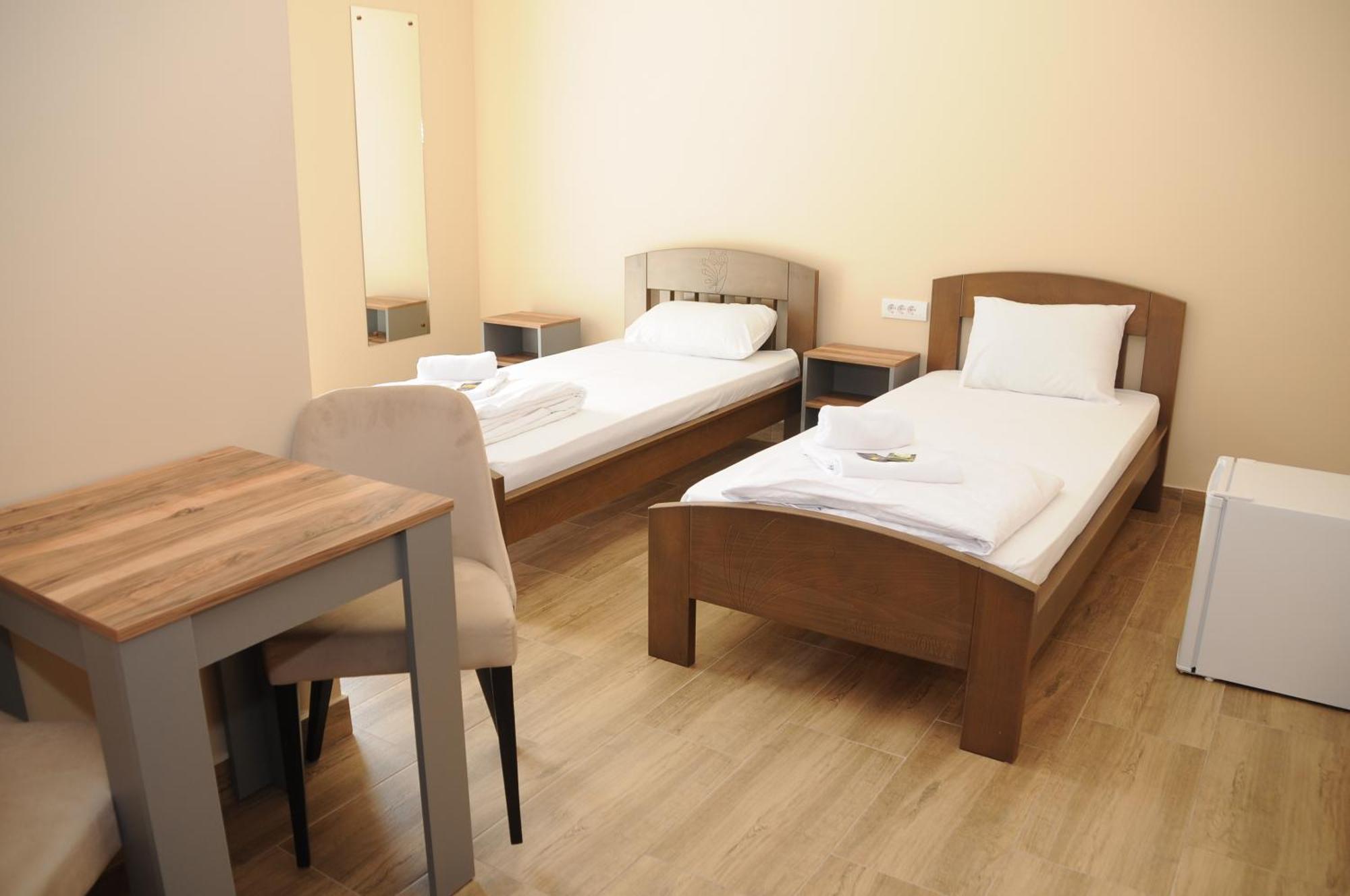 Sobe Sova Kikinda Hotel Buitenkant foto