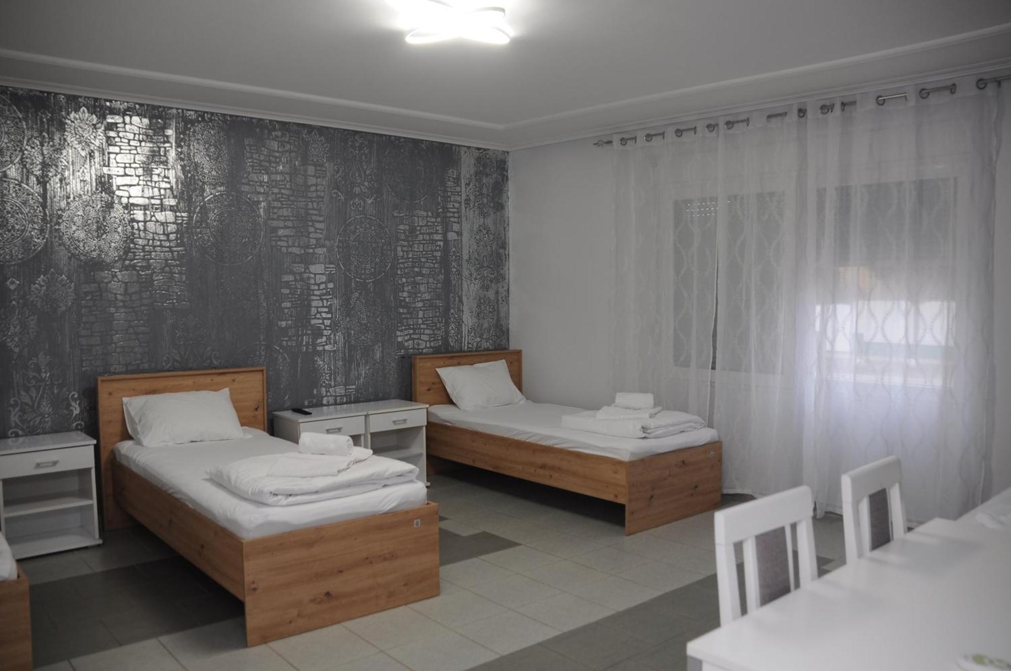 Sobe Sova Kikinda Hotel Buitenkant foto